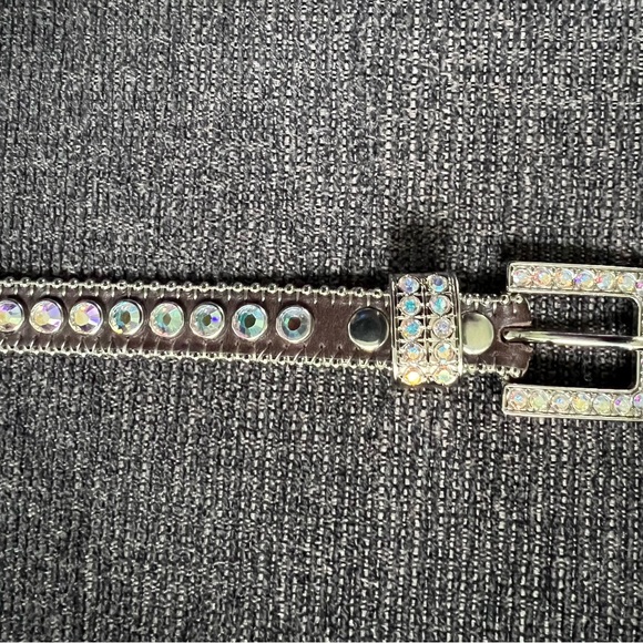 B.B. Simon belt with Crystals & Studs - Women’s 31 - Picture 7 of 10